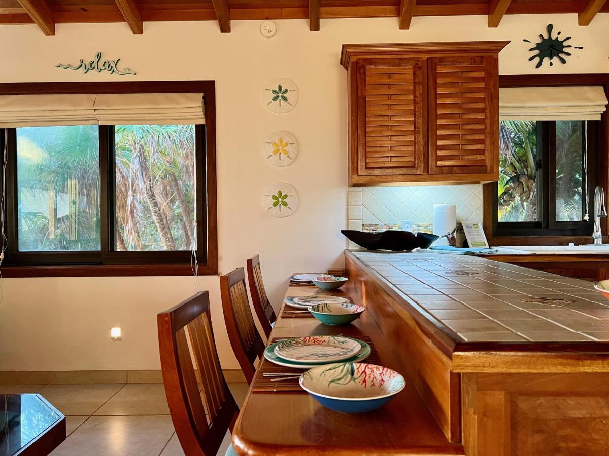 Bella Sway Belize Villa Maya Beach Exterior photo