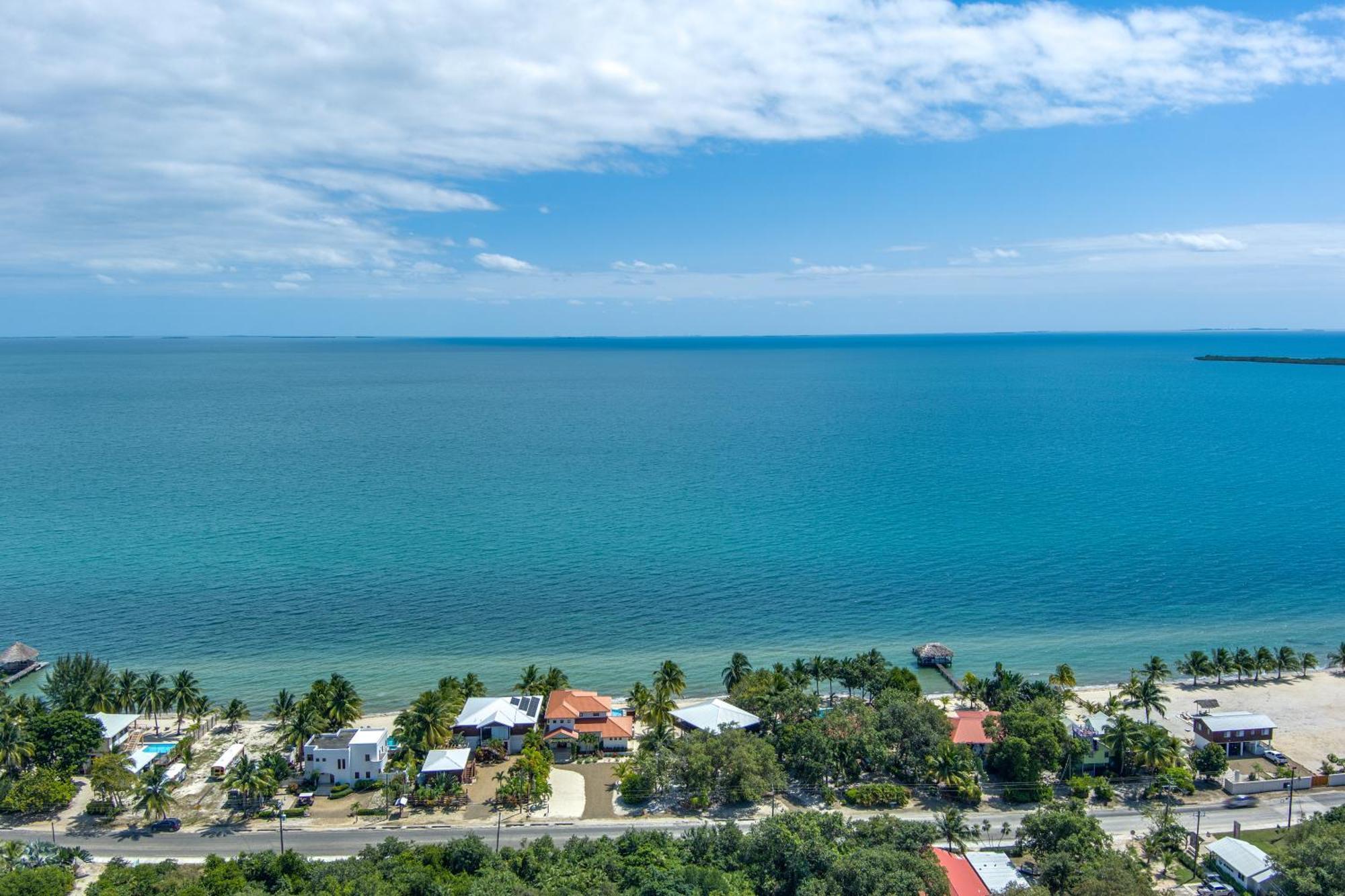 Bella Sway Belize Villa Maya Beach Exterior photo